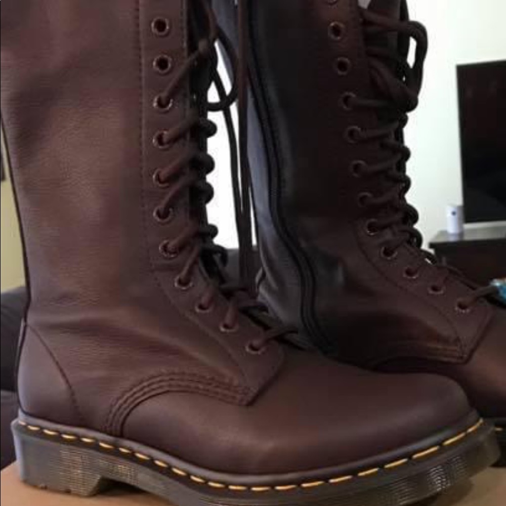 Brand new never worn Dr Marten Virginia Leather mid calf boots .